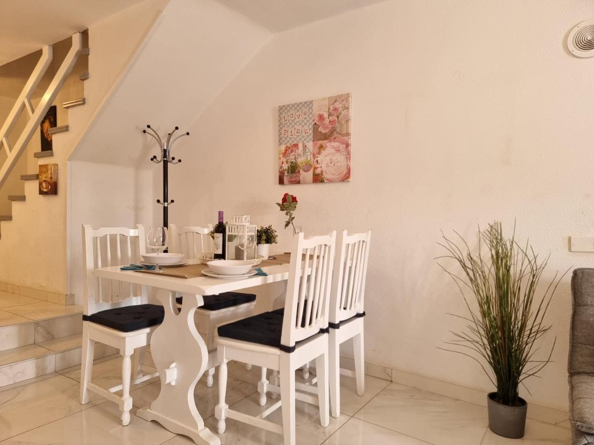 פלאייה דה לאס אמריקס Duplex Apartment Vistamar, Sea-View, Heated Pool In Parque Santiago 2, Wifi מראה חיצוני תמונה