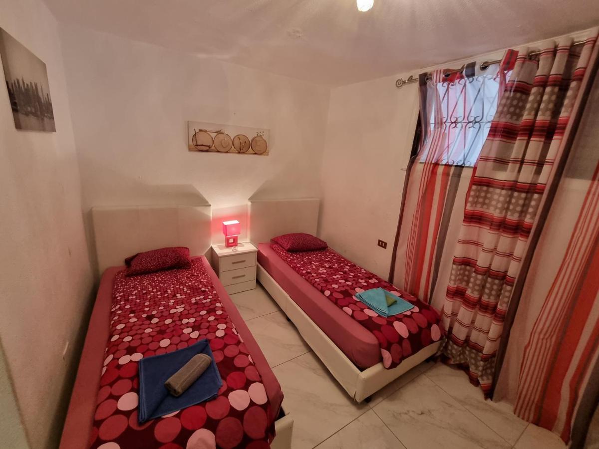 פלאייה דה לאס אמריקס Duplex Apartment Vistamar, Sea-View, Heated Pool In Parque Santiago 2, Wifi מראה חיצוני תמונה